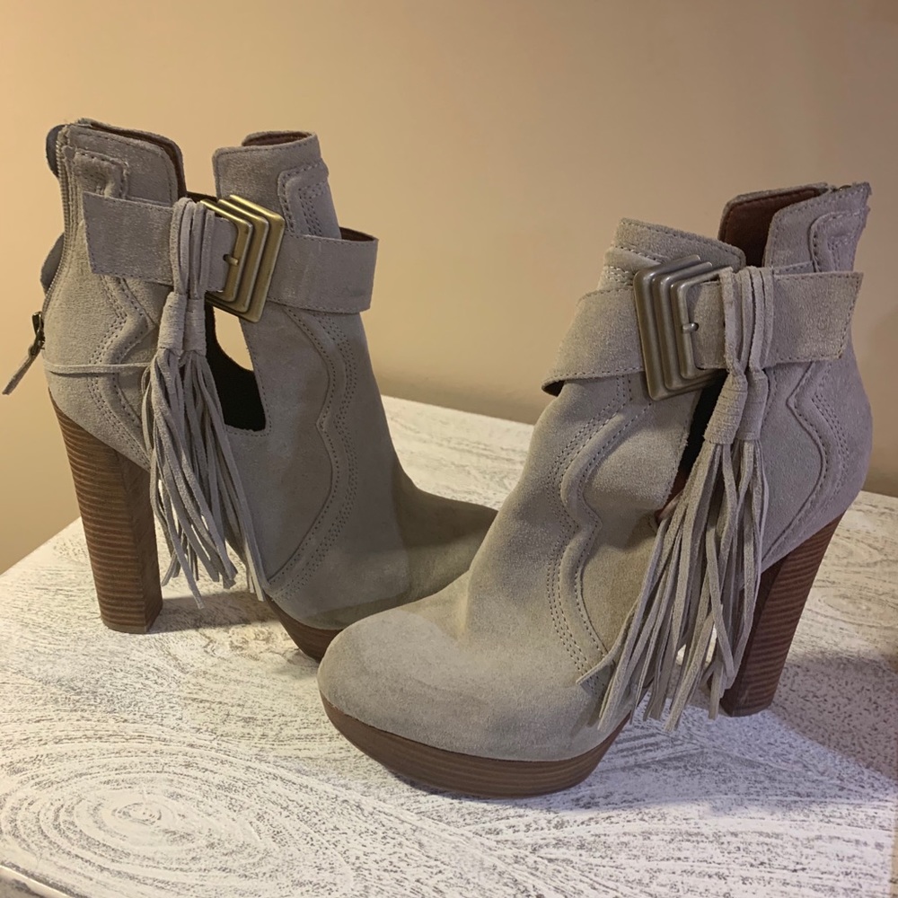 Boutique 9 Fullon Platform Booties